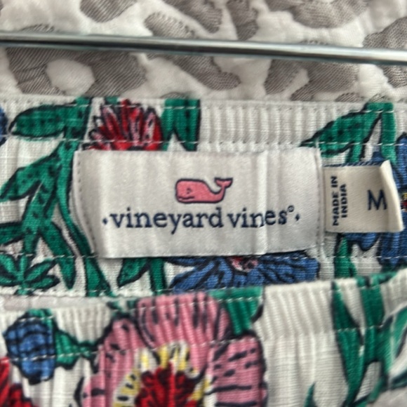 Vineyard Vines Tisbury Shorts - Picture 7 of 11